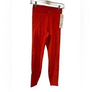 NWT Alo Yoga airlift 7/8 ignite leggings BRIGHT RED Size XS